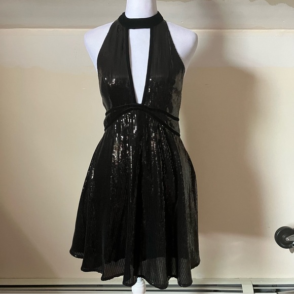 Free People Film Noir Black Sequin Halter Mini Dress size 2 - Picture 2 of 8